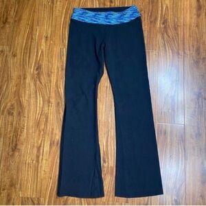 3/$25 Marika Aerodynamics Women's Blue Black Midrise Flare Leggings Size Large